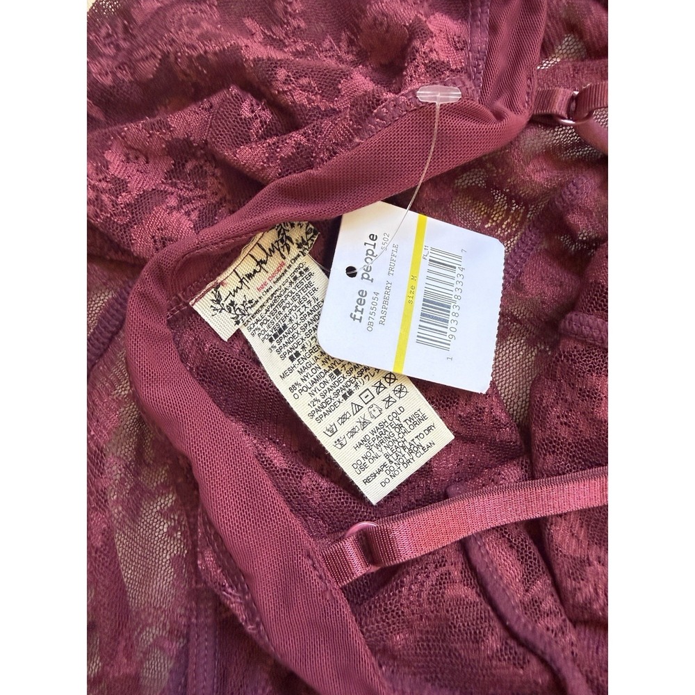 FREE PEOPLE Intimately Runaway Lace THONG BODYSUIT M Medium Raspberry Sexy NWT - Picture 7 of 7